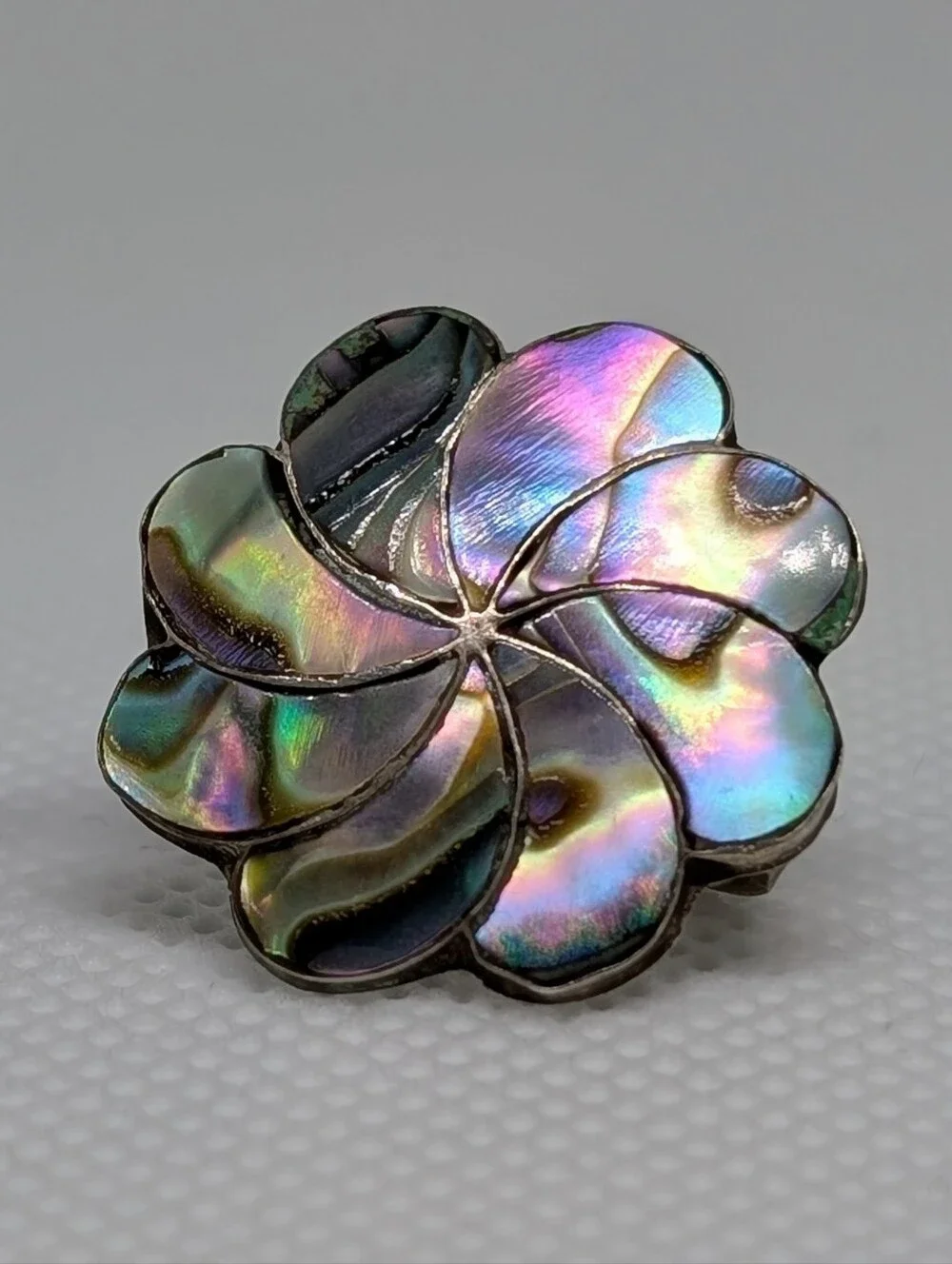 Vintage Alpaca Taxco Iridescent Abalone Sterling Silver Flower Clip-On Earrings